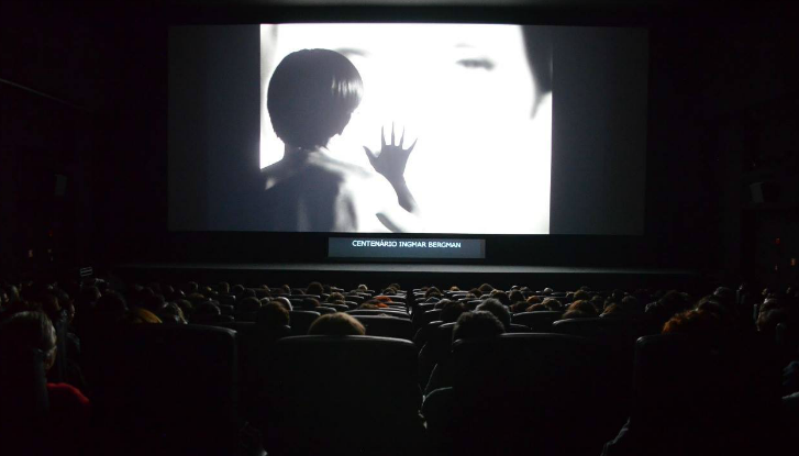 Sala de cinema do CineSesc lotada para a Mostra Centenário Ingmar Bergman