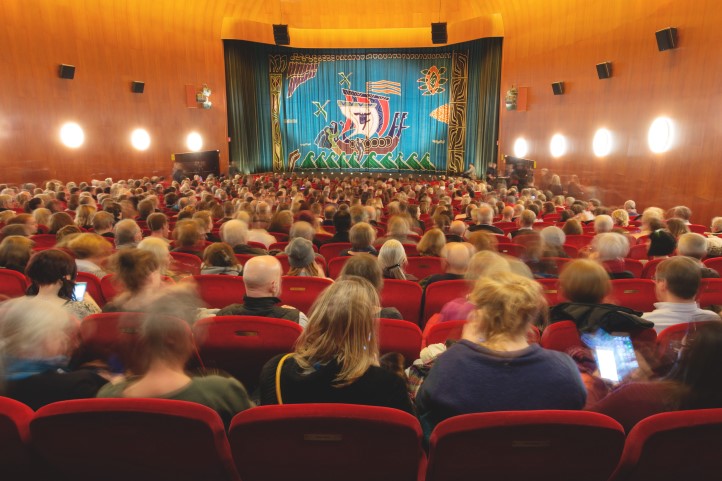 sofia_sabel-movie_theatre-4672.jpg