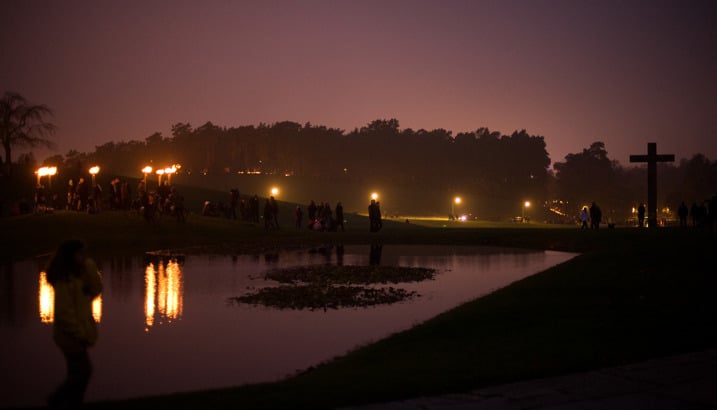 All saint holliday cementary candels