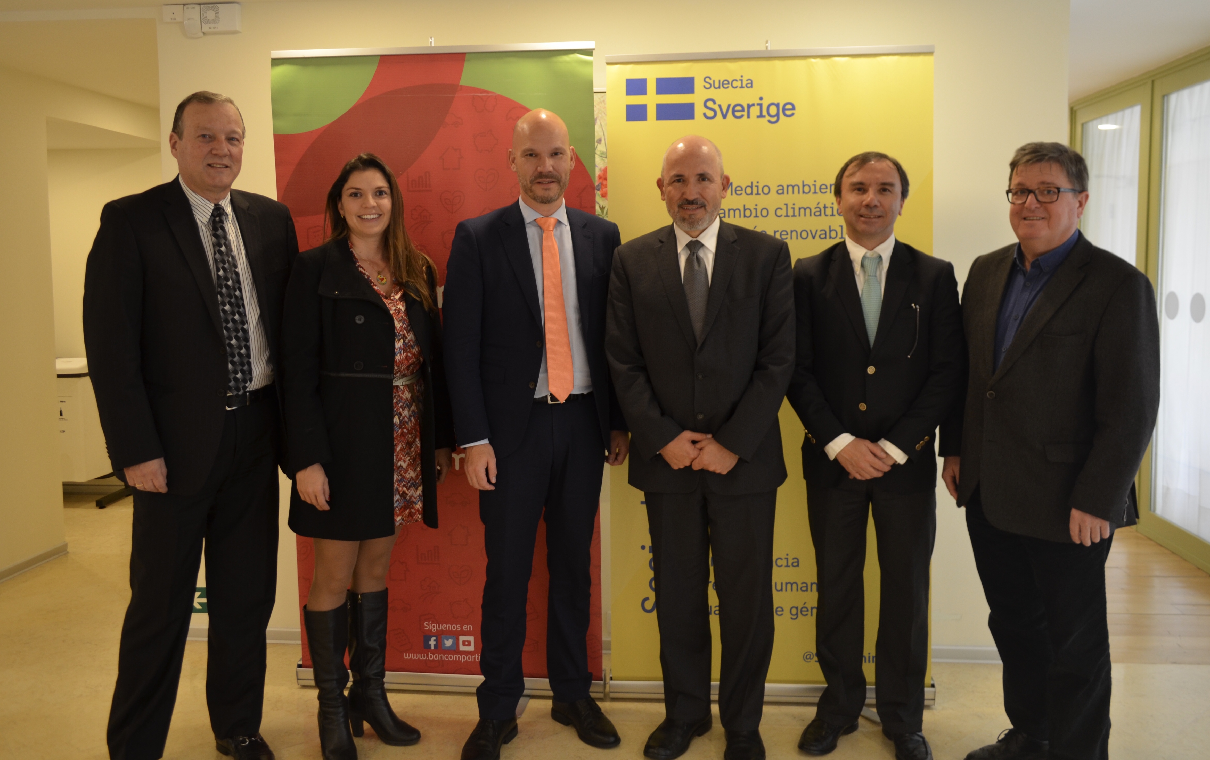 FIRMA SUECIA BANCOMPARTIR MICROCREDITOS