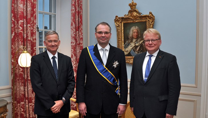 Ambassadör Anders Ahnlid, försvarsminister Jussi Niinistö och försvarsminister Peter Hultqvist.