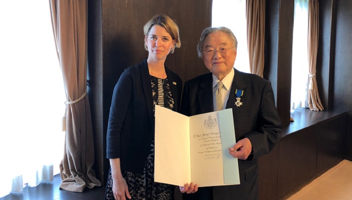 Mr. Taku Sugimoto by Ms Victoria Forslund Bellass, Deputy Head of Mission at the Embassy of Sweden in Tokyo