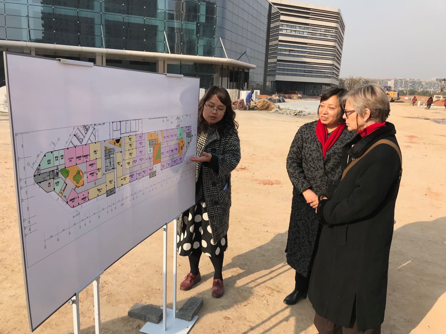 The Consul General’s visit to Quzhou