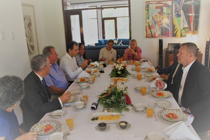 Embaixadora da Suécia com empresas suecas em Moçambique