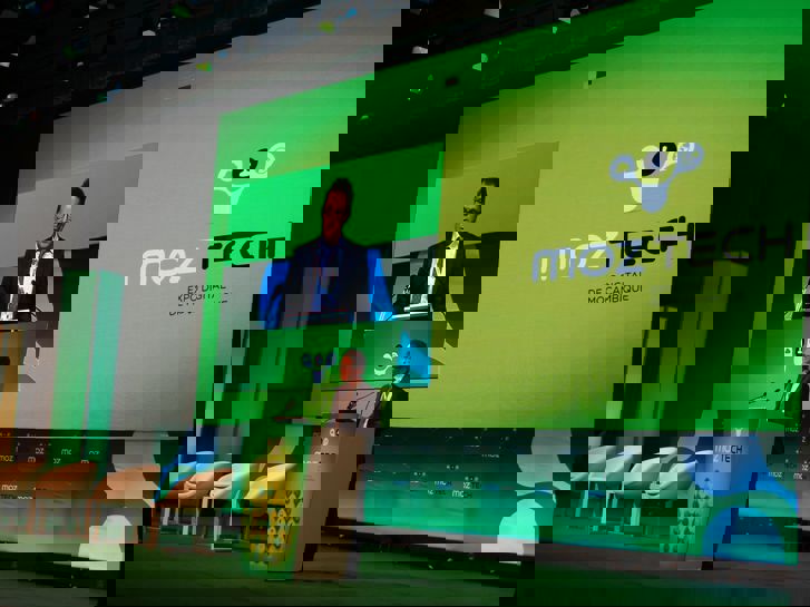 Minister Counsellor Stefan Falk holding a speech at Moztech