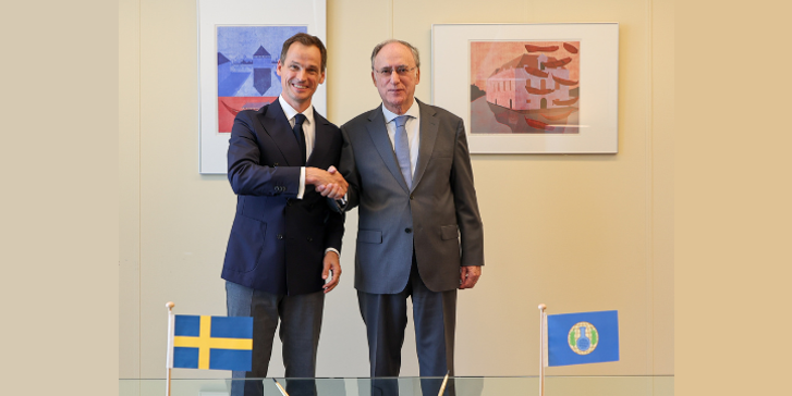 DG Arias and Ambassador Oljelund