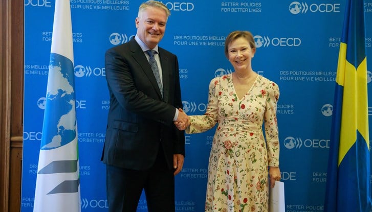 OECD:s generalsekreterare Mathias Cormann och ambassadör Helena Sångeland