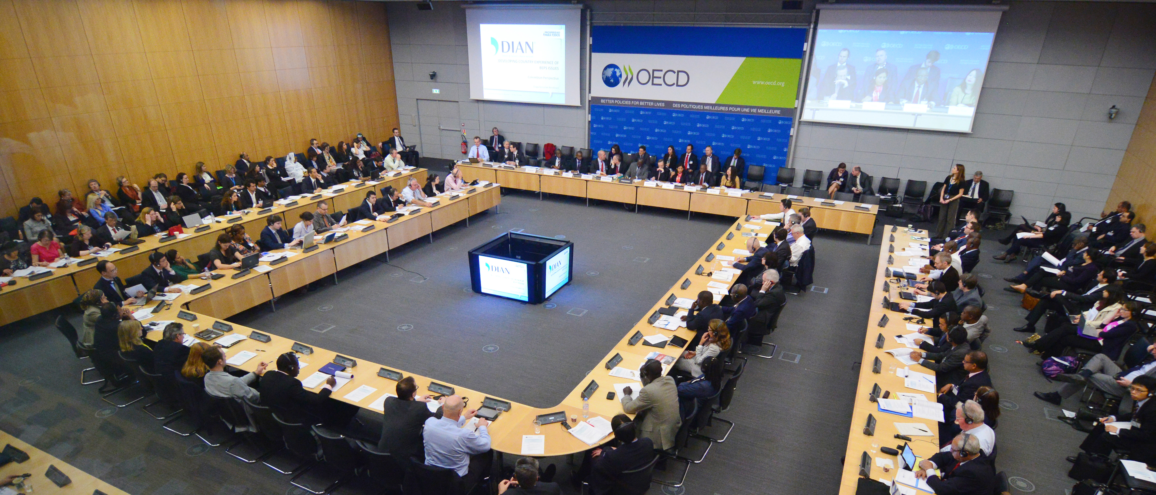 © OECD