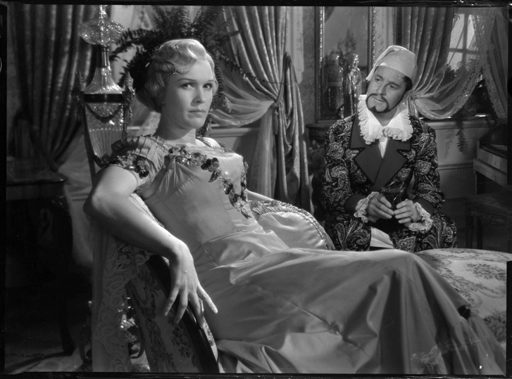 Sommarnattens leende